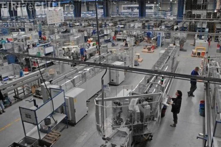 CLUJ: Sute de străini prinși lucrând ”la negru” la Fujikura. Cum au încercat cei de la fabrică să îi ”păcălească” pe inspectorii ITM