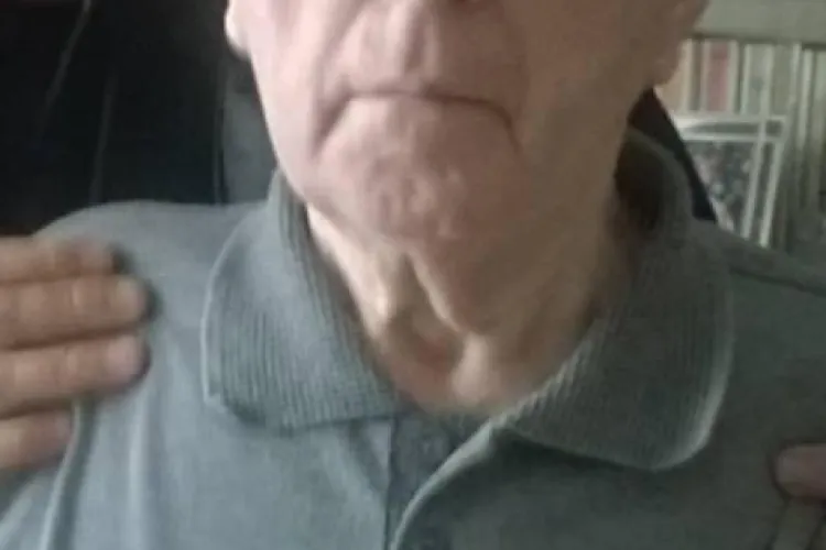 CLUJ: Bătrân bolnav de Alzheimer și Parkinson, dispărut de acasă, din cartierul Gheorgheni. L-ați văzut? FOTO