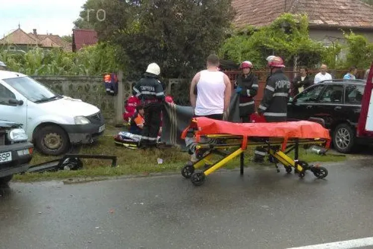 Accident grav la Gherla. O persoană a decedat în urma impactului - VIDEO