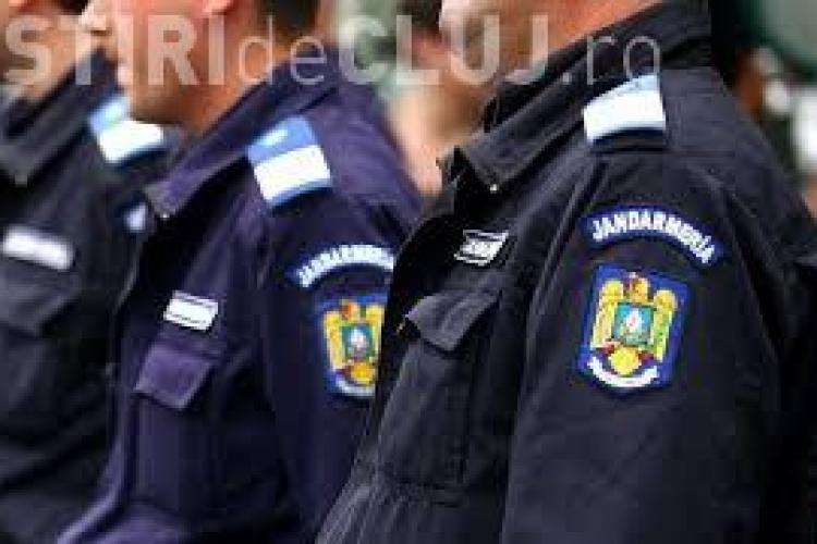 Jandarmii clujeni, implicați într-o urmărire în trafic, lăsată cu focuri de armă. Un ”puști” de 19 ani a pus autoritățile pe jar