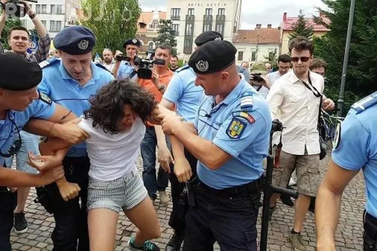Un parlamentar USR propune o modificare a Legii adunărilor publice, după scandalul de la manifestația anti-gay, de la Cluj