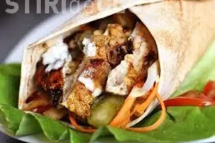 Un oraș vrea să INTERZICĂ shaormeriile. Care sunt motivele