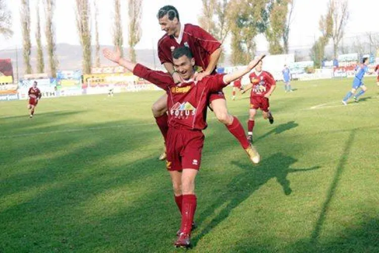 Meci de fotbal caritabil la Cluj, în acest weekend! Generația care a făcut istorie la CFR Cluj revine pe teren