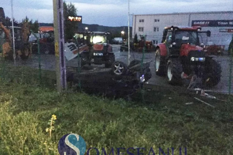 CLUJ Accident cu o victimă la Bonțida. Un șofer s-a răsturnat cu mașina FOTO