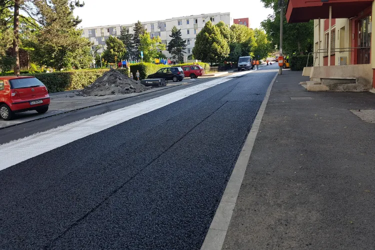 Asfaltare SUSPECT de rapidă în Gheorgheni: E RECORD - FOTO