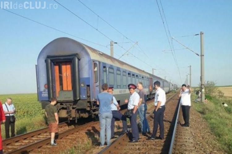 Un tren din România și-a pierdut vagoanele în câmp. Mecanicii și-au dat seama după o oră
