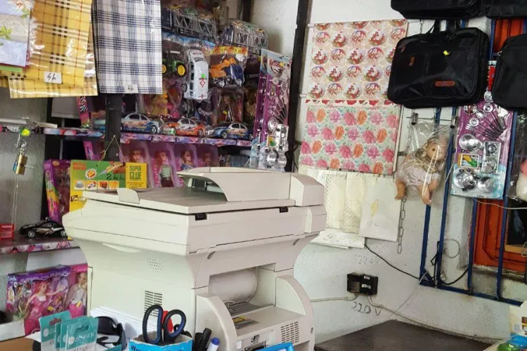 Blestem AFIȘAT într-un magazin din Cluj-Napoca: Cine fură să paralizeze ... - FOTO