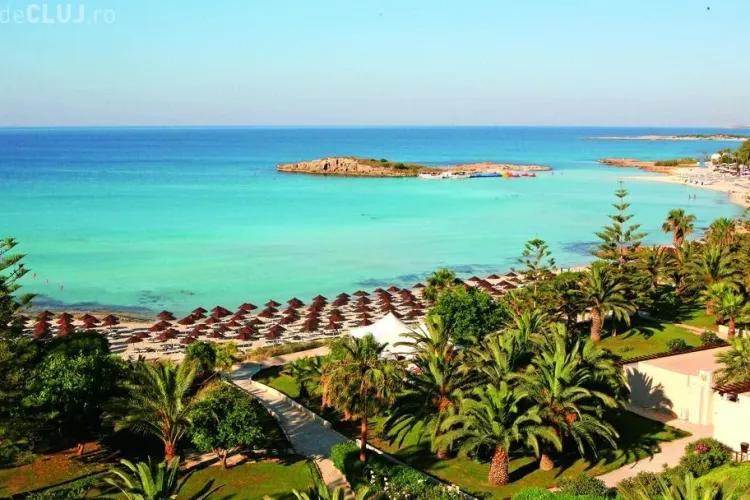 OFERTA SPECIALA CIPRU. Plecare AVION din CLUJ pe 24 august