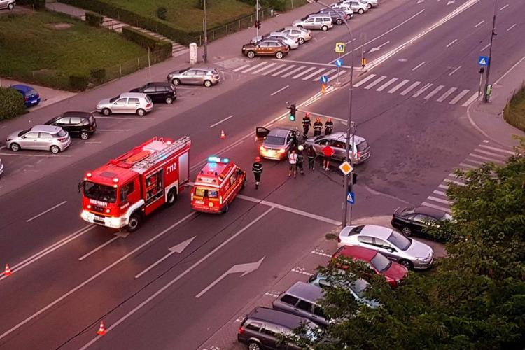 Accident pe Calea Florești. S-au lovit la ora 5.40, când traficul era scăzut - FOTO