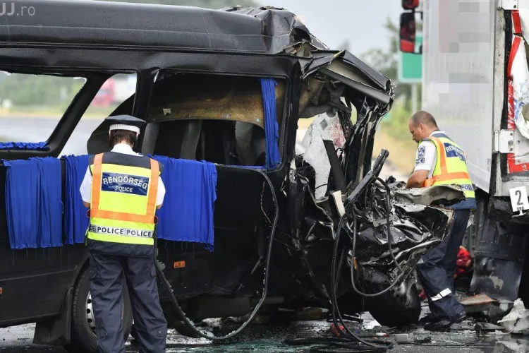 Accident grav lângă de Vama Borş: Trei români au murit și 6 sunt răniţi