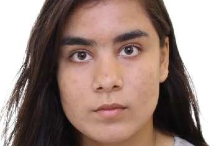 CLUJ: Minoră de 14 ani, dispărută de acasă de două luni jumătate. Ați văzut-o? FOTO