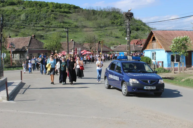 Peste 250 de jandarmi asigură paza la Nicula, în timpul slujbei de ”Adormirea Maicii Domnului”