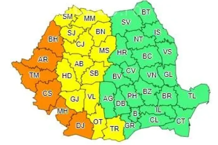 Un nou cod galben de caniculă la Cluj. Mai multe județe se află sub cod portocaliu