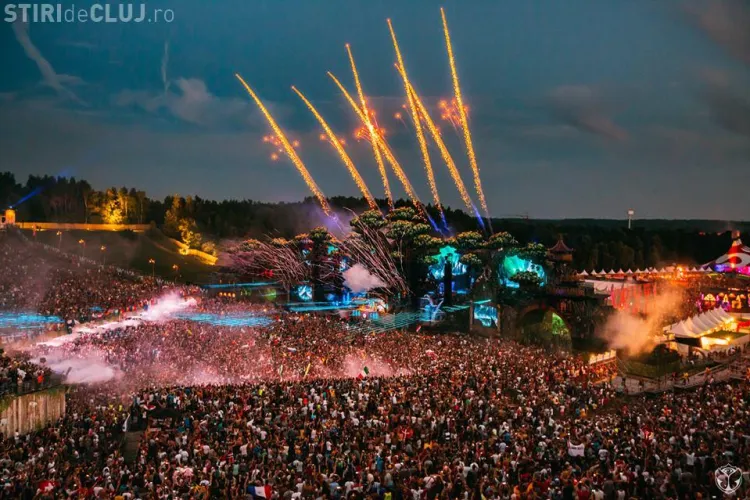 Emil Boc nu crede că la Tomorrowland muzica s-a oprit la 1.00 noaptea: ”Trebuie verificat. E o gogoriță”