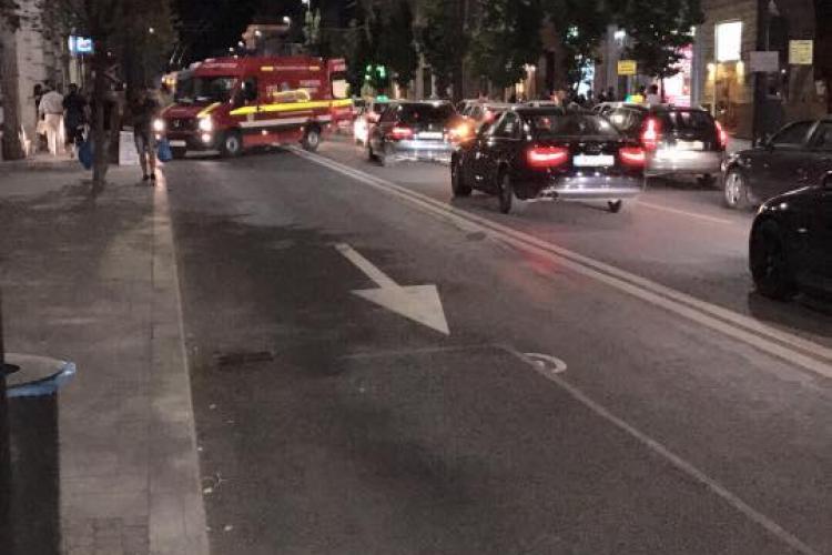Pieton lovit de autobuz în centrul Clujului! Încerca să traverseze strada FOTO