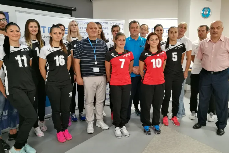 Echipa de volei feminin ”U” NTT DATA Cluj are o nouă componență și noi echipamente FOTO