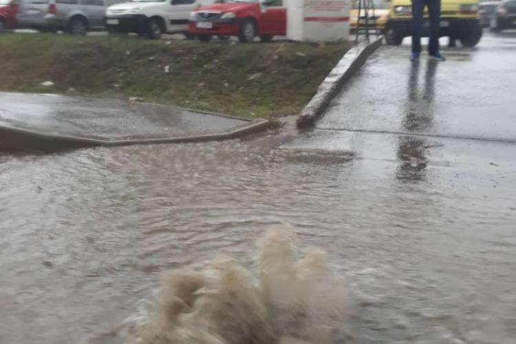 Canalizarea a refulat în Florești la ploaia de miercuri - FOTO