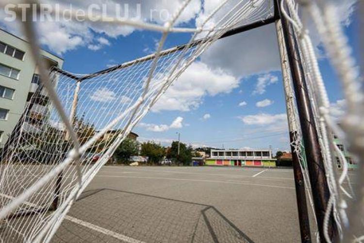 CLUJ-NAPOCA: 20 de curți ale școlilor și terenurile de sport aferente acestora au fost modernizate FOTO