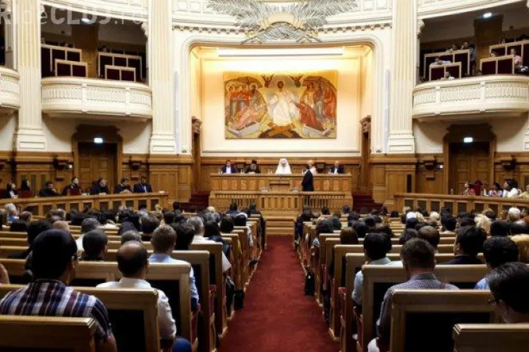 Patriarhul Daniel e fericit că părinții își dau copiii la ORA DE RELIGIE