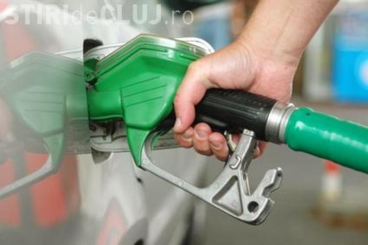 Ministrul Finanţelor susține că nu știe cu cât a crescut preţul carburanţilor după majorarea accizei