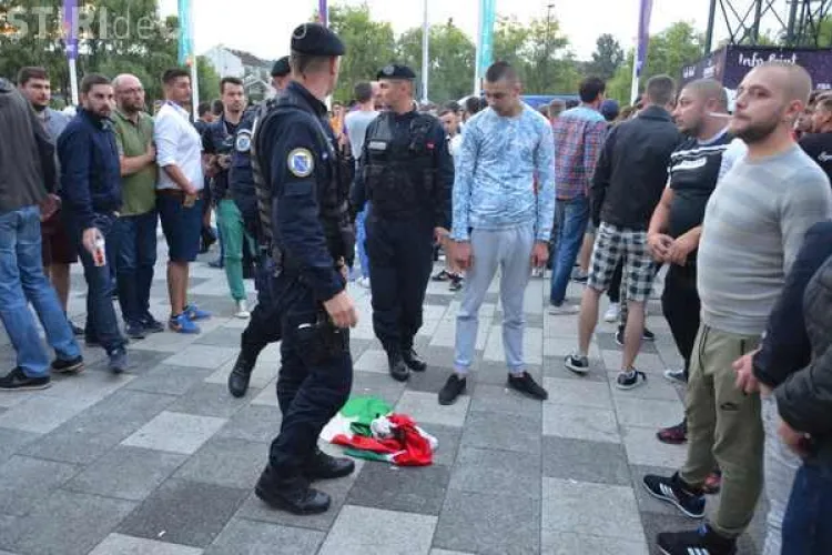 La România-Ungaria, suporterii au dat foc unui steag maghiar - FOTO