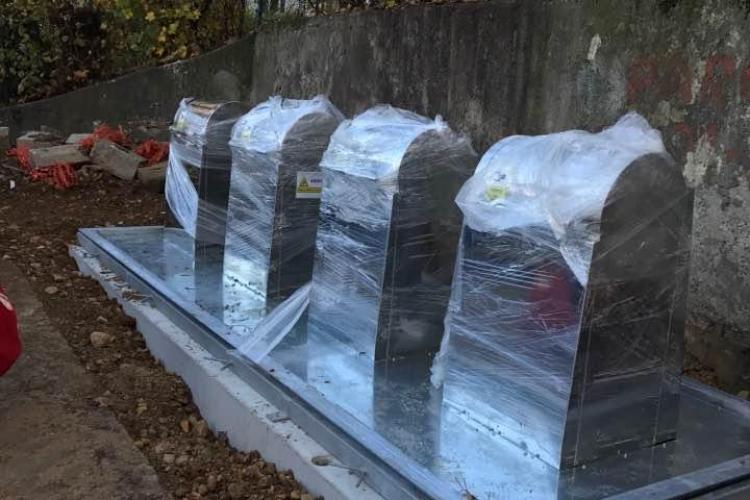 Tomberoane îngropate în Mănăștur, pe Mehedinți. Cât vor rezista? - FOTO