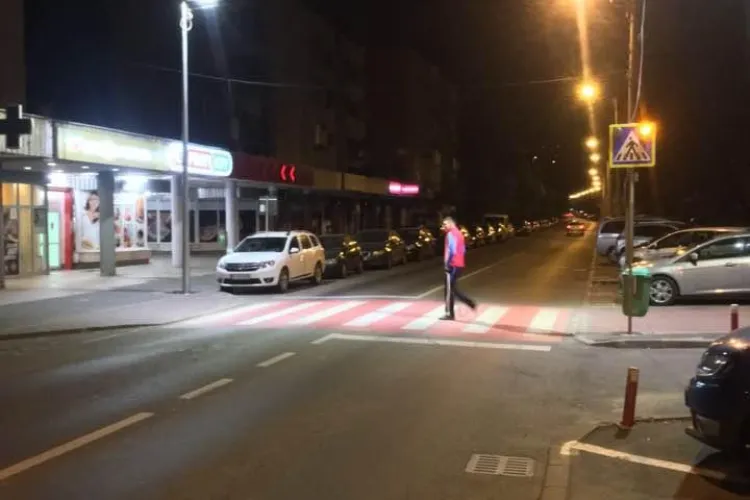 Cluj-Napoca: A fost inaugurată prima trecere de pietoni suprailuminată - FOTO