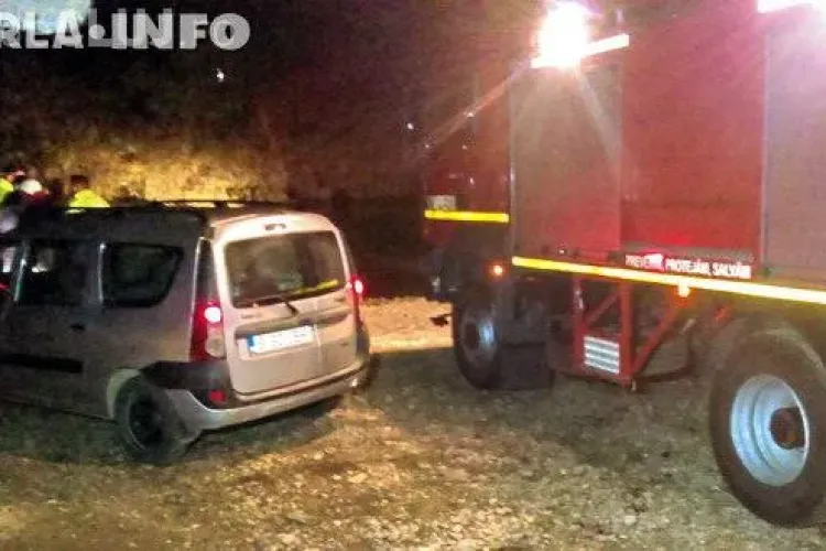 CLUJ: O femeie a reușit să-și bage în spaimă un sat întreg, după ce a amenințat că se ucide! Pompierii au căutat-o ore în șir