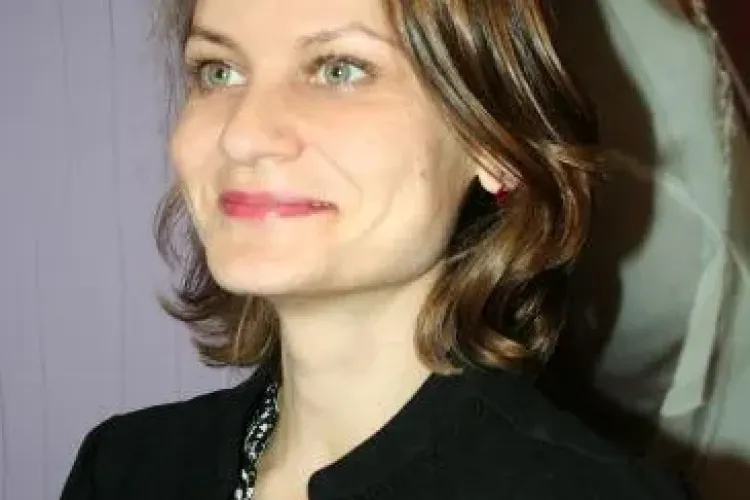 Vânzările din magazinul online Farmec sunt în creştere cu 20% faţă de aceeaşi perioadă a anului trecut (P)