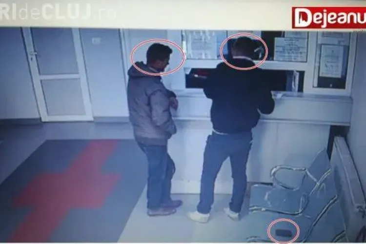  Furt surprins de camere, în autogară la Dej! Îi recunoașteți pe hoți? VIDEO