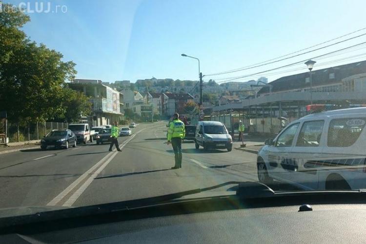 Un nou accident pe strada Frunzișului! Un motociclist neatent a intrat într-o mașină FOTO
