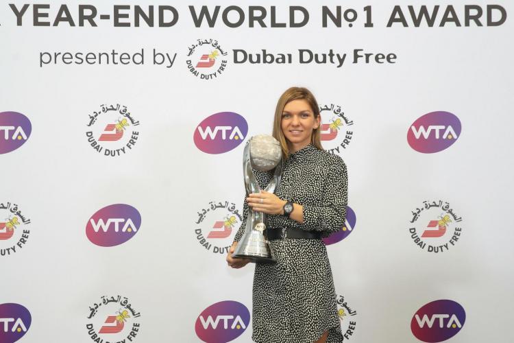 Simona Halep termină anul pe locul 1 mondial! Este a 13-a jucătoare din istorie care atinge această performanță