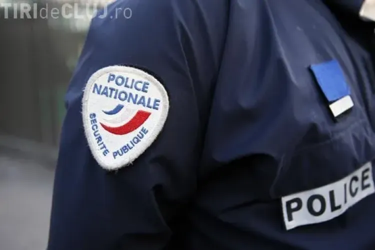 Cuplu de tineri arestat în Franța. Aveau un lansator de rachete și o mitralieră în mașină