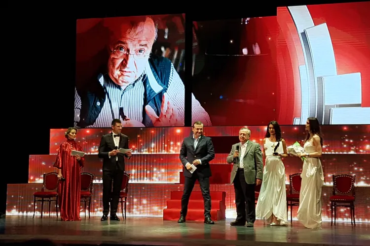 Ion Cristoiu la Cluj: Mi-au propus să intru în politică. De ce a refuzat! - VIDEO