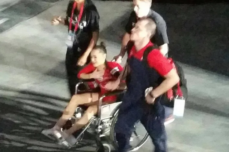 Larisa Iordache s-a accidentat la Montreal! Nu va mai putea concura la Mondiale