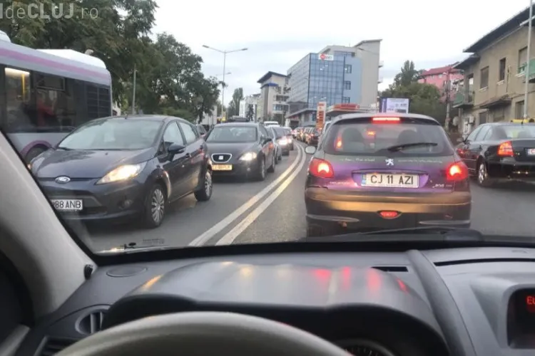 Calea Turzii, BLOCATĂ și miercuri dimineața! S-a lansat rugăciunea ȘOFERULUI către Emil Boc