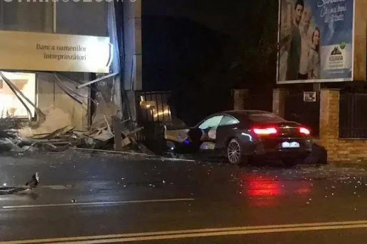 Sorin Gadola, fostul proprietar UNTOLD, și-a distrus bolidul de 150.000 de euro, în accidentul de pe Traian Vuia