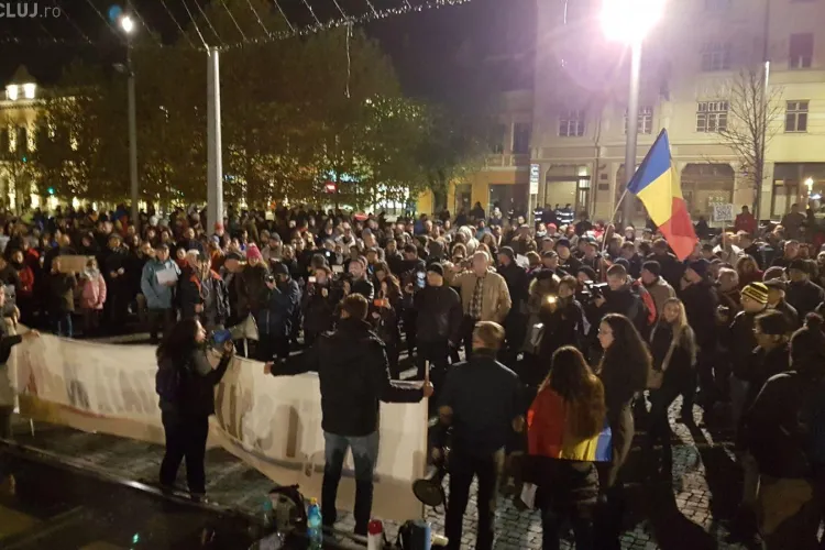 Proteste masive la Cluj și în restul țării, duminică seară, împotriva reformei fiscale și a legilor Justiției. Vezi la cât începe