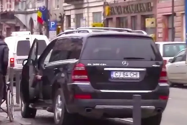 Cluj-Napoca: Amenzi de peste 4000 de lei pentru cei care parchează pe locurile persoanelor cu dizabilități