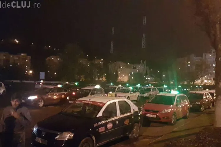 Taximetriștii protestează și clujenii nu mai găsesc mașini