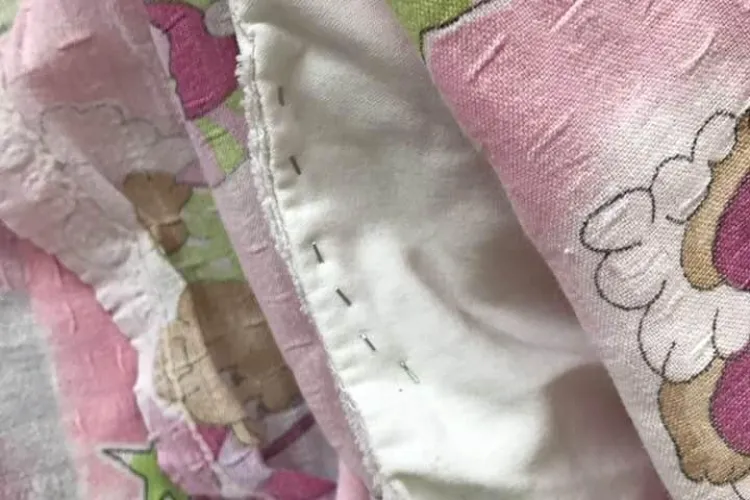 Cluj-Napoca: Conducerea Spitalului de Copii oferă explicații după fotografiile cu perna prinsă cu capse