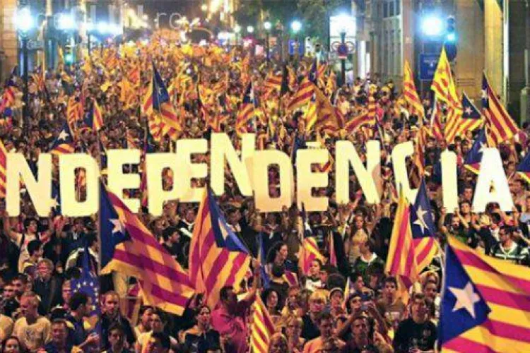 Opt foşti membri ai Guvernului din Catalonia au fost arestaţi