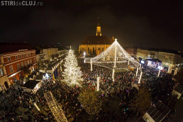 Târgul de Crăciun din Cluj-Napoca a fost deschis vineri seara. Cum vi se pare? - VIDEO