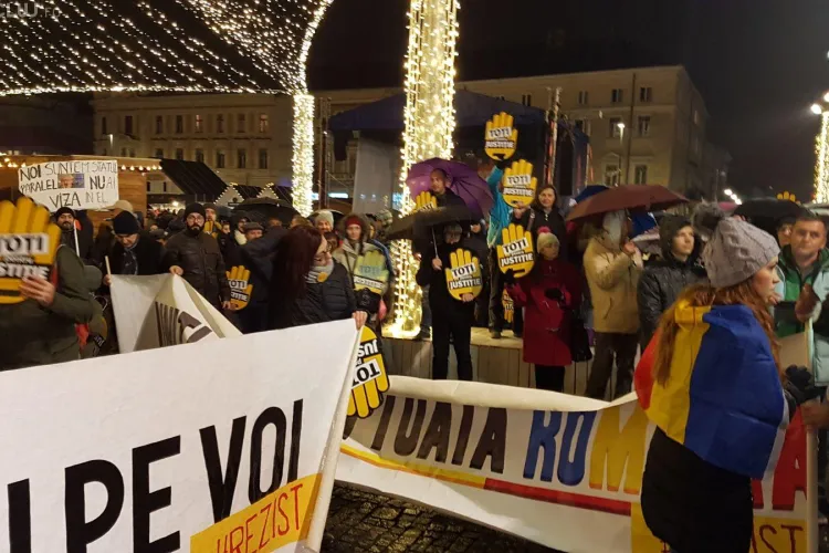 UPDATE Protest la Cluj! Peste 5.000 de oameni au ieșit în stradă FOTO/VIDEO