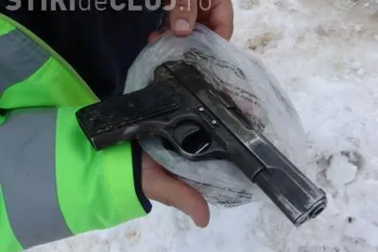 Tânărul împușcat de poliție la Sângeorz-Băi. A murit la spital