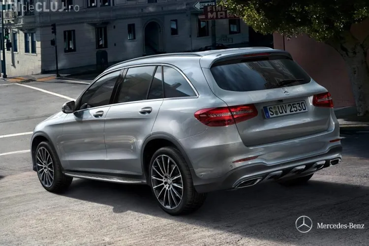 Cum a fost păcălit un clujean să plătească 15.000 de euro avans pentru un Mercedes. A rămas și fără bani și fără mașină