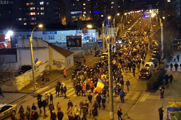 PROTEST MASIV la Cluj! 15.000 de oameni au ieșit în stradă FOTO/VIDEO
