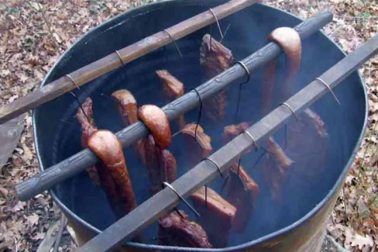 Cum deosebim carnea afumată natural de cea injectată