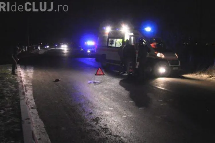 CLUJ: O femeie a fost lovită de mașină. Era beată și mergea haotic pe stradă VIDEO