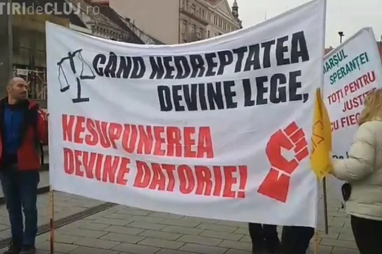 Protestatarii din Cluj au pornit în marș spre București. Drumul va dura 10 zile - FOTO